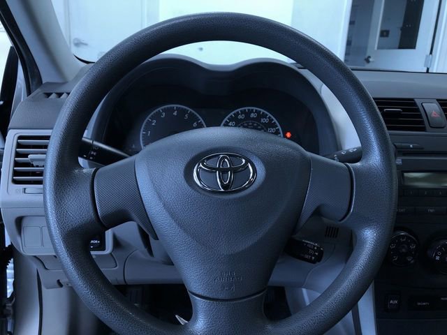 Used 2009 Toyota Corolla LE FWD image 25