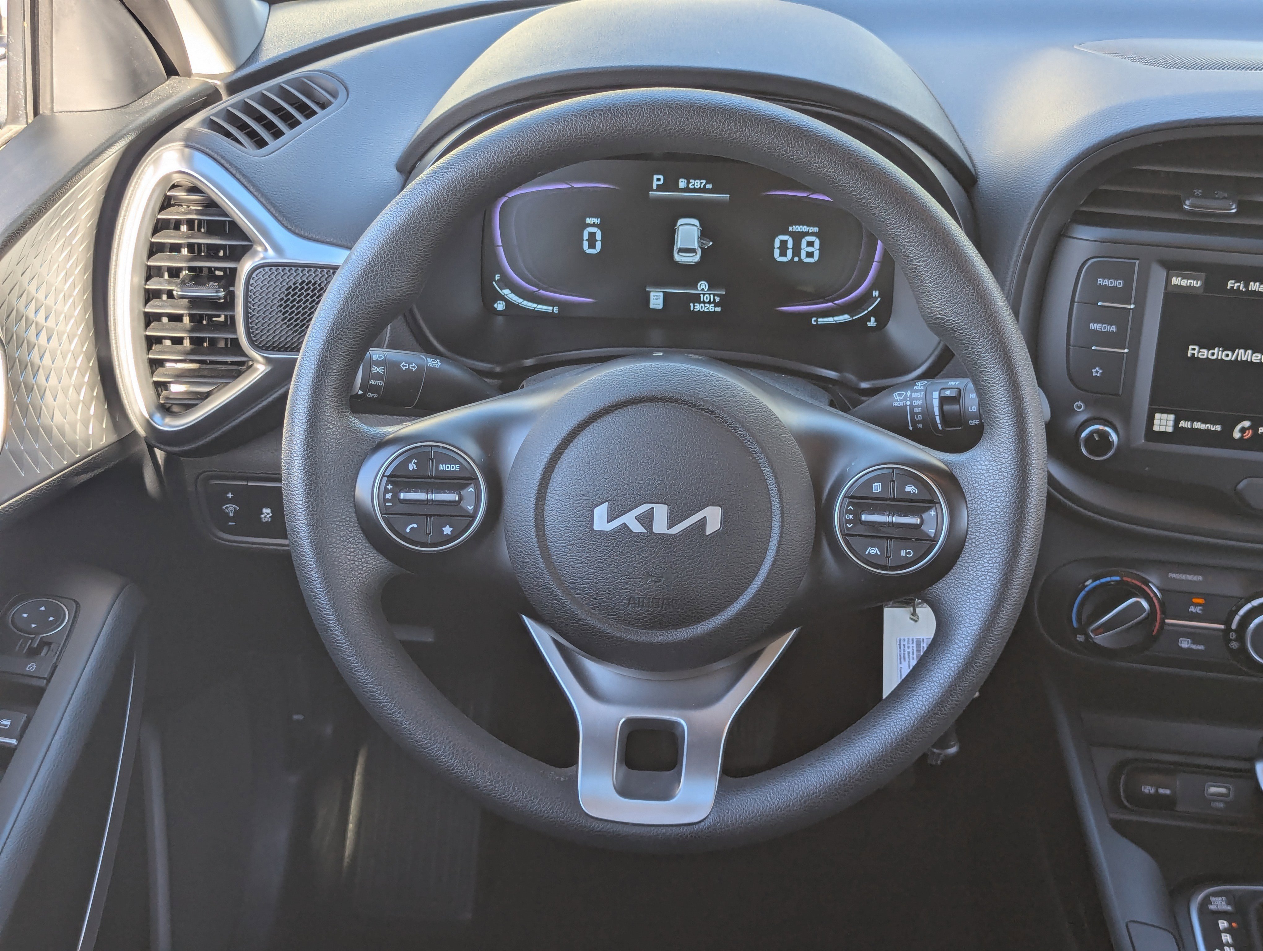 Certified 2025 Kia Soul LX w/ LX Technology Package image 16