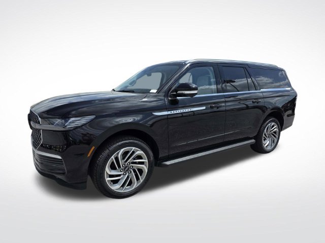 New 2026 Lincoln Navigator L Premier AWD/4WD image 5