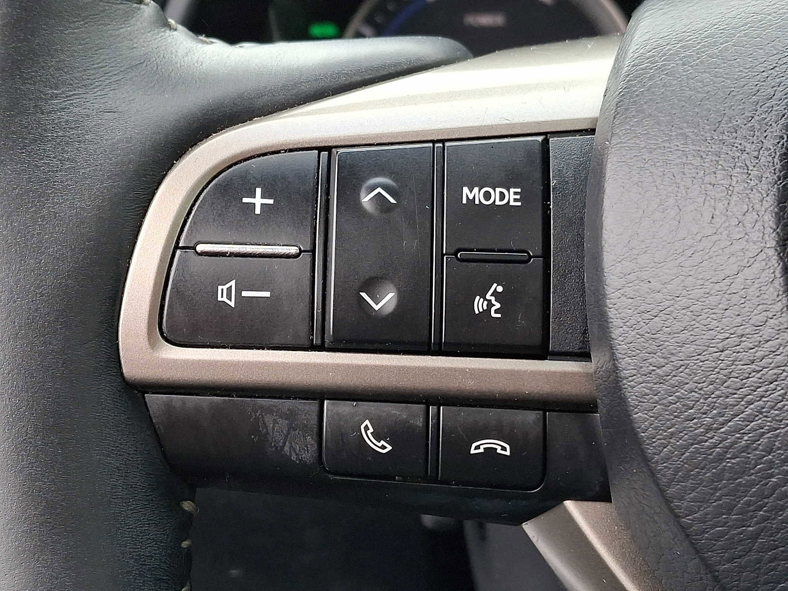 Used 2016 Lexus RX 450h AWD w/ Accessory Package image 19