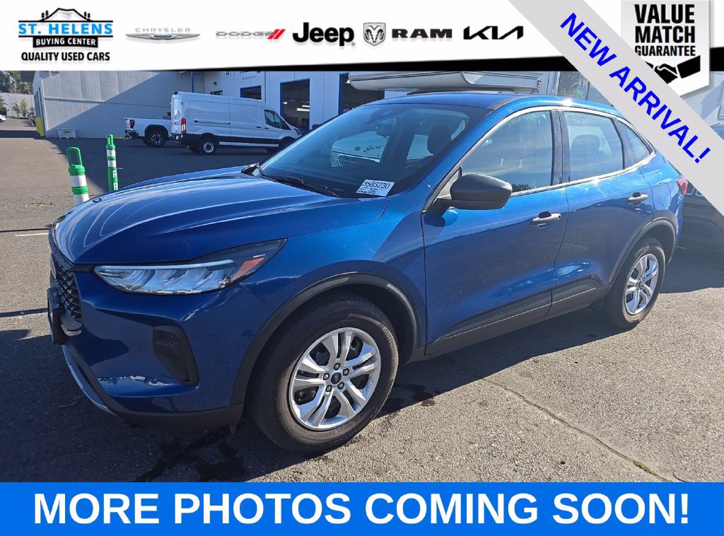 Used 2023 Ford Escape AWD image 1