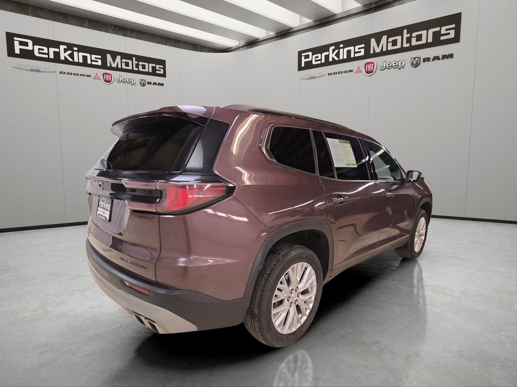 Used 2024 GMC Acadia Elevation image 5