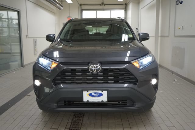 Used 2020 Toyota RAV4 XLE w/ Convenience Package AWD/4WD image 17