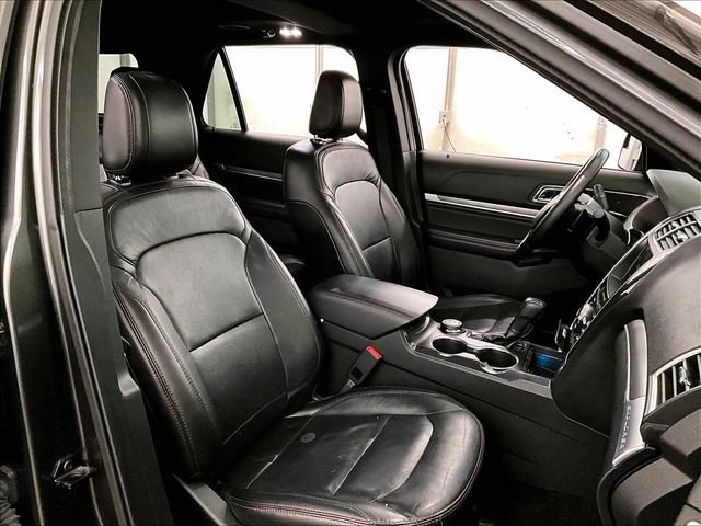 Used 2018 Ford Explorer Sport AWD/4WD image 7