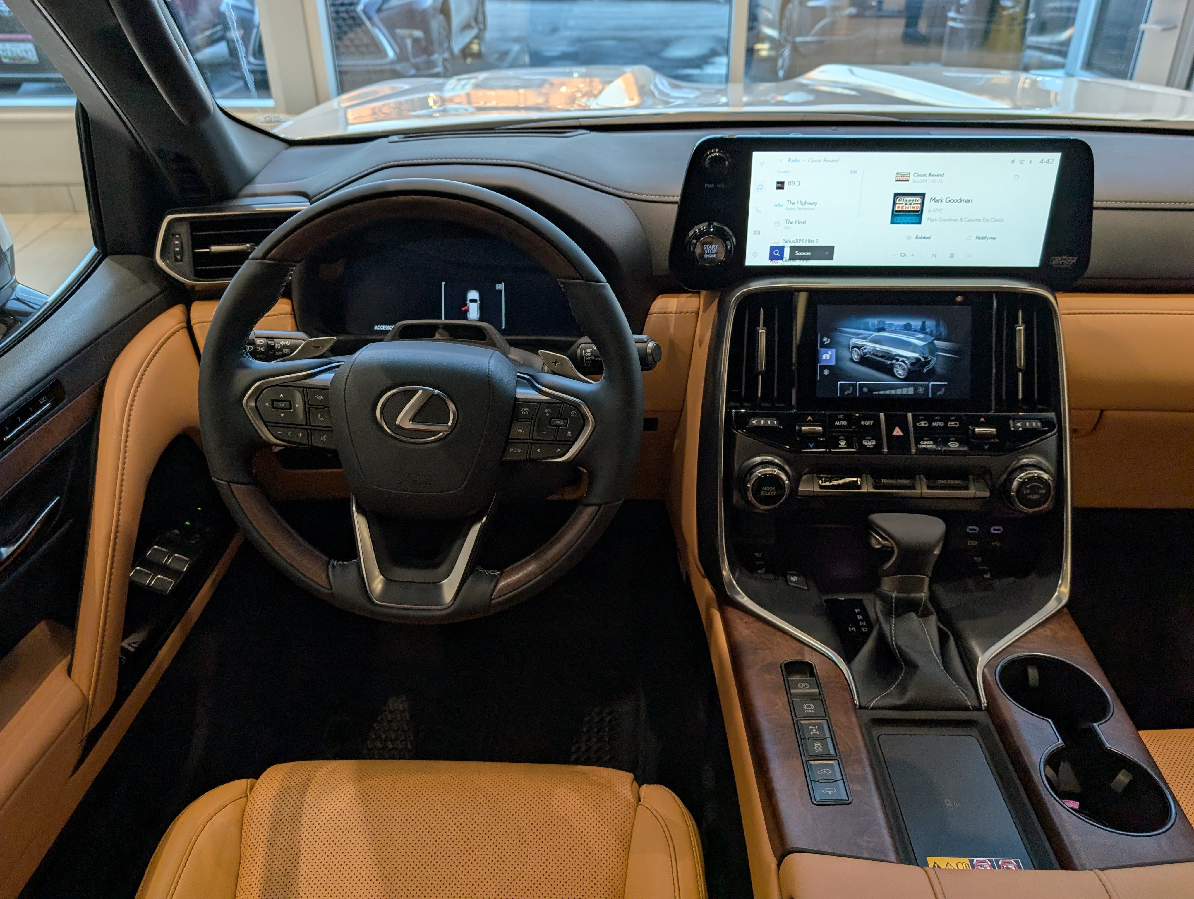 New 2026 Lexus LX 600 4WD w/ Luxury Package image 17