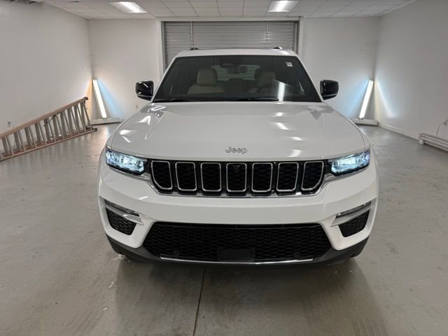 New 2025 Jeep Grand Cherokee Limited w/ Luxury Tech Group II image 2