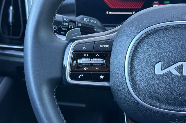 Certified 2025 Kia Sorento EX AWD/4WD image 33