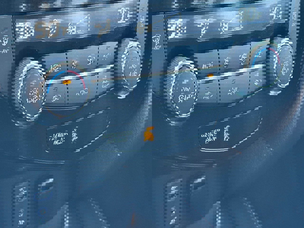 Used 2017 Nissan Rogue SL w/ SL Premium Package image 23