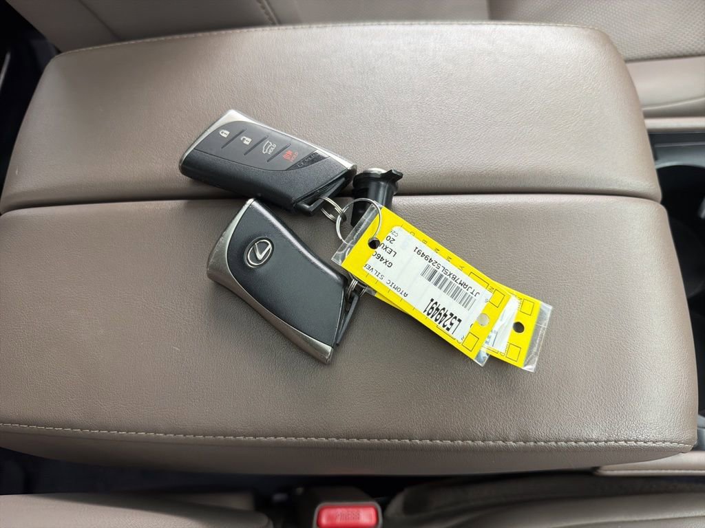 Used 2020 Lexus GX 460 Premium w/ Premium Package image 39