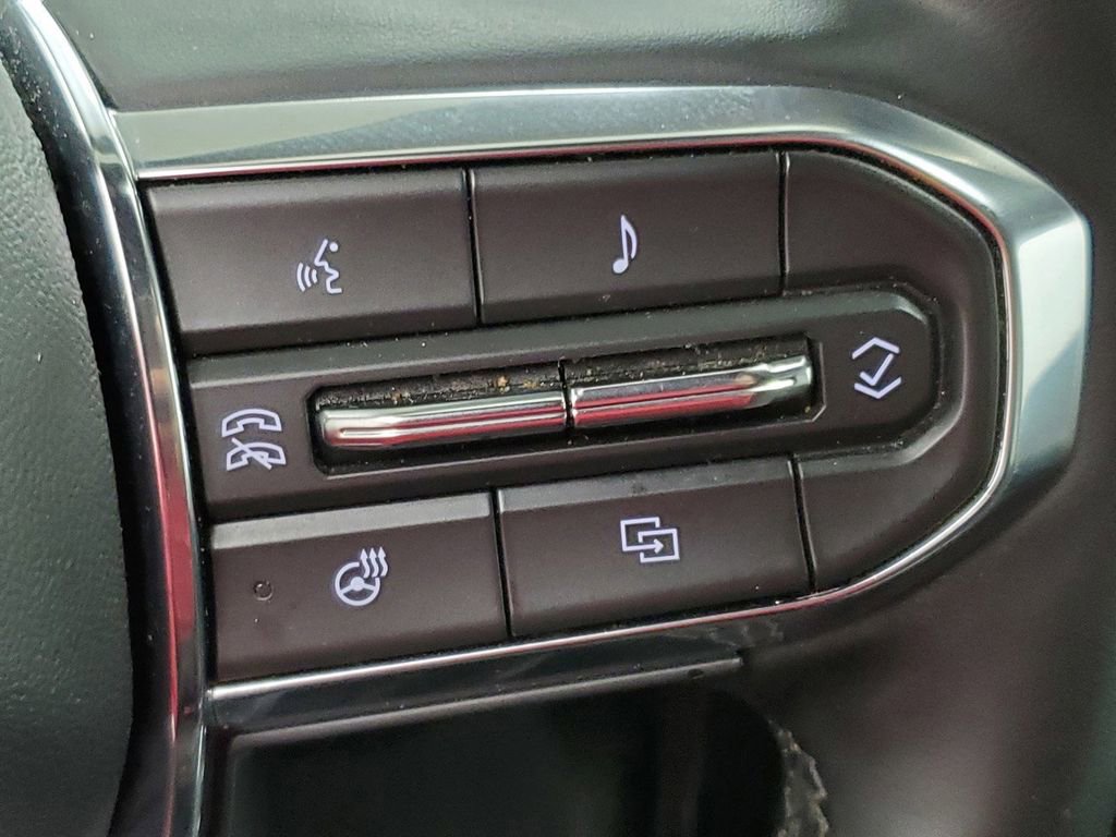 Used 2025 GMC Terrain Elevation image 31