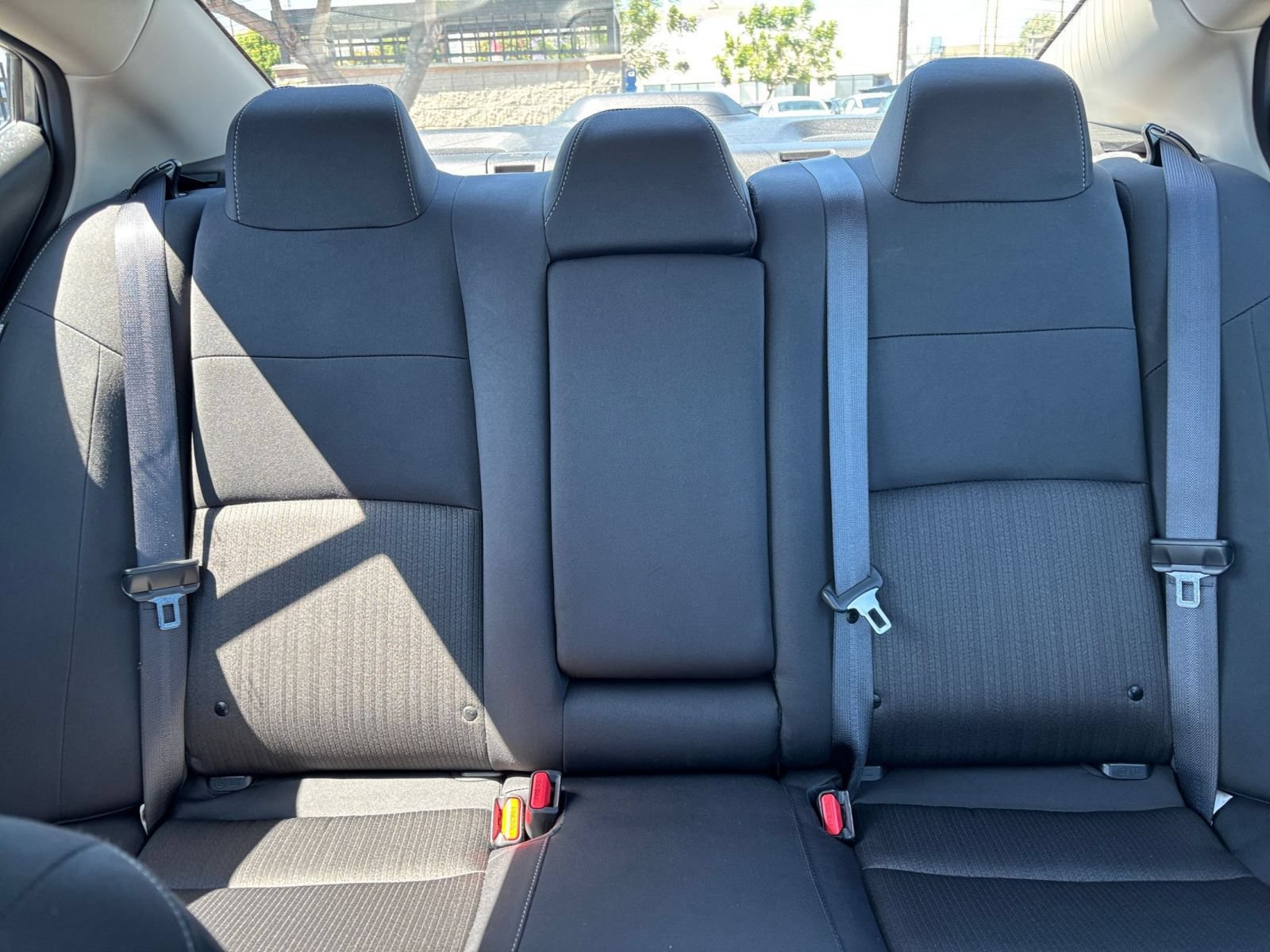 Used 2025 Nissan Altima 2.5 SV FWD image 39