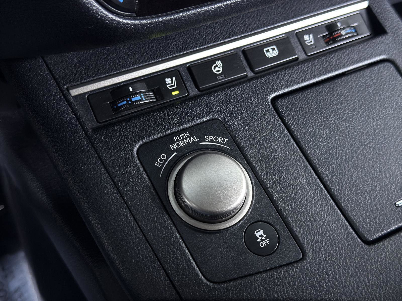 Used 2013 Lexus ES 350 FWD image 16
