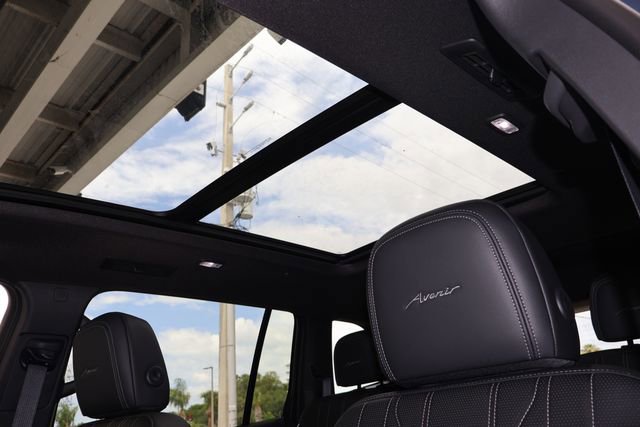 New 2026 Buick Enclave Avenir FWD image 29
