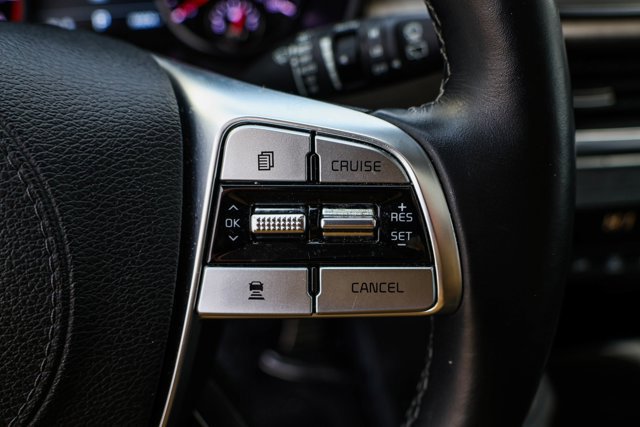 Used 2021 Kia Telluride SX w/ SX Prestige Package image 16