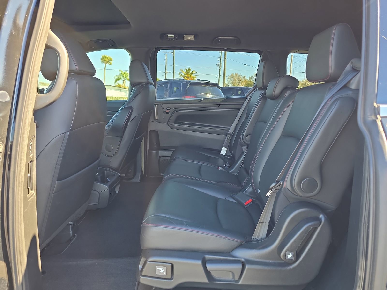Used 2023 Honda Odyssey Sport image 13