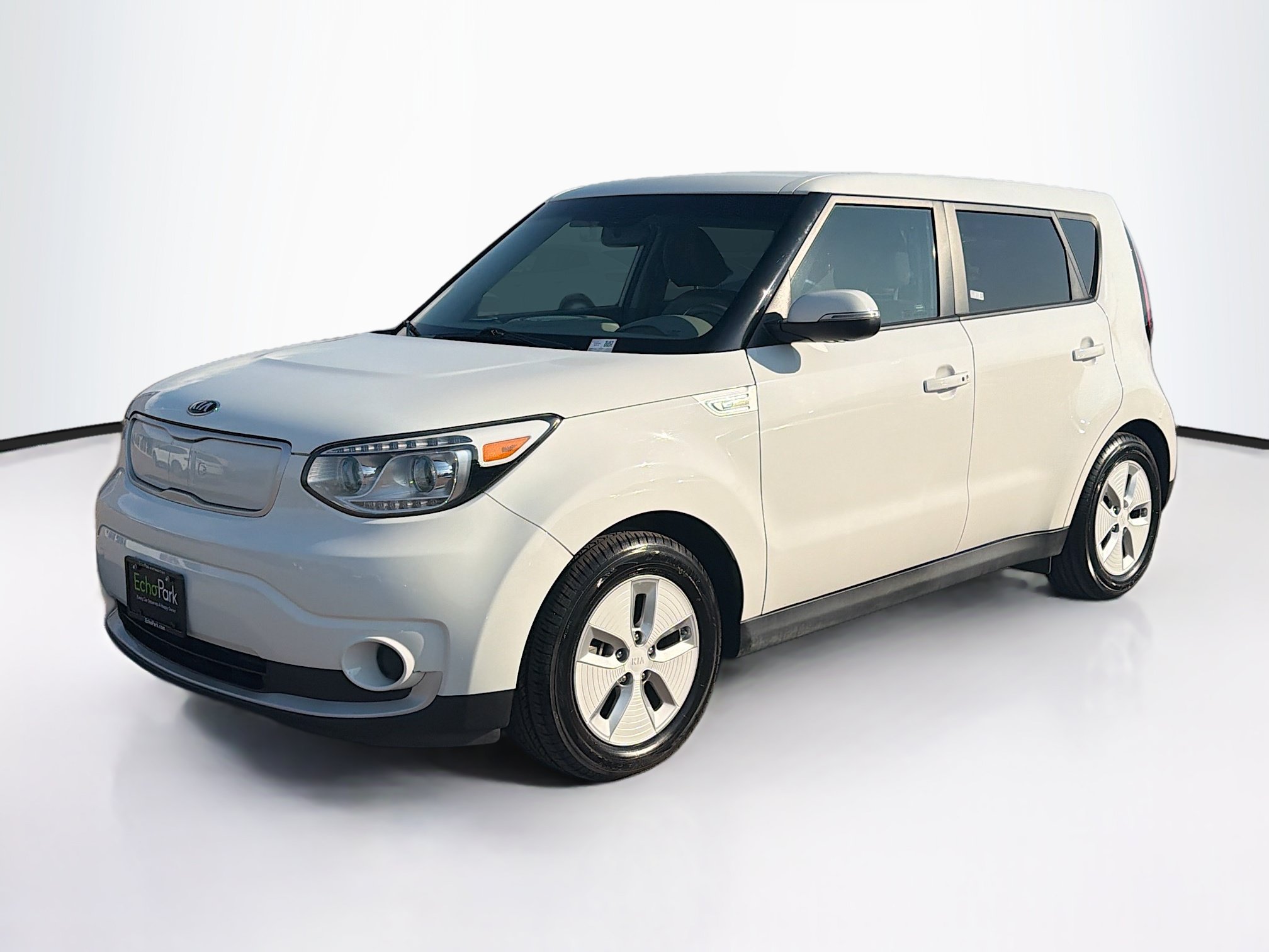 Used 2016 Kia Soul EV FWD image 3