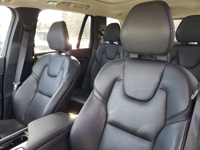 Used 2016 Volvo XC90 T6 Momentum w/ Momentum Plus Package image 15