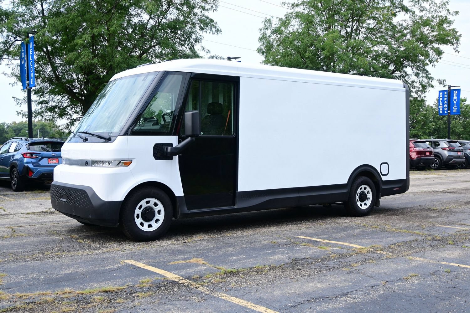 Used 2024 Chevrolet Brightdrop 600 w/ Commercial Equipment Package AWD/4WD image 7