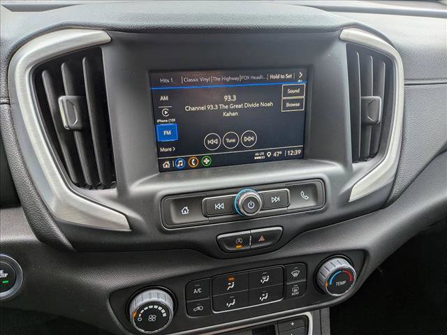 Used 2024 GMC Terrain SLE image 12