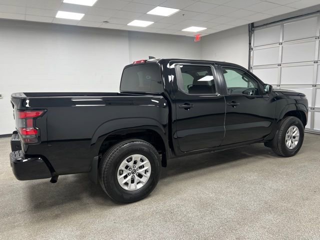 Used 2024 Nissan Frontier SV w/ Technology Package image 11