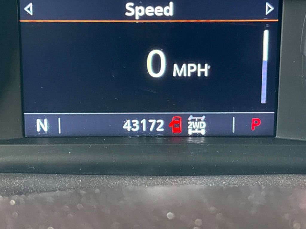 Used 2022 Chevrolet Silverado 1500 LT Trail Boss w/ Convenience Package II image 12