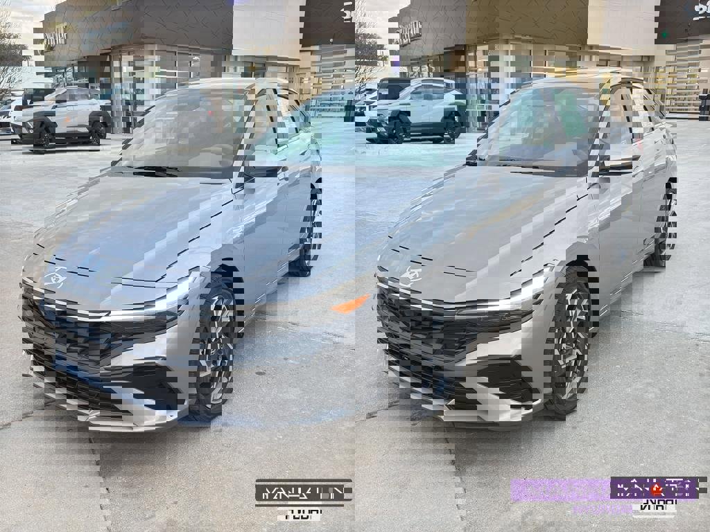 New 2025 Hyundai Elantra SEL