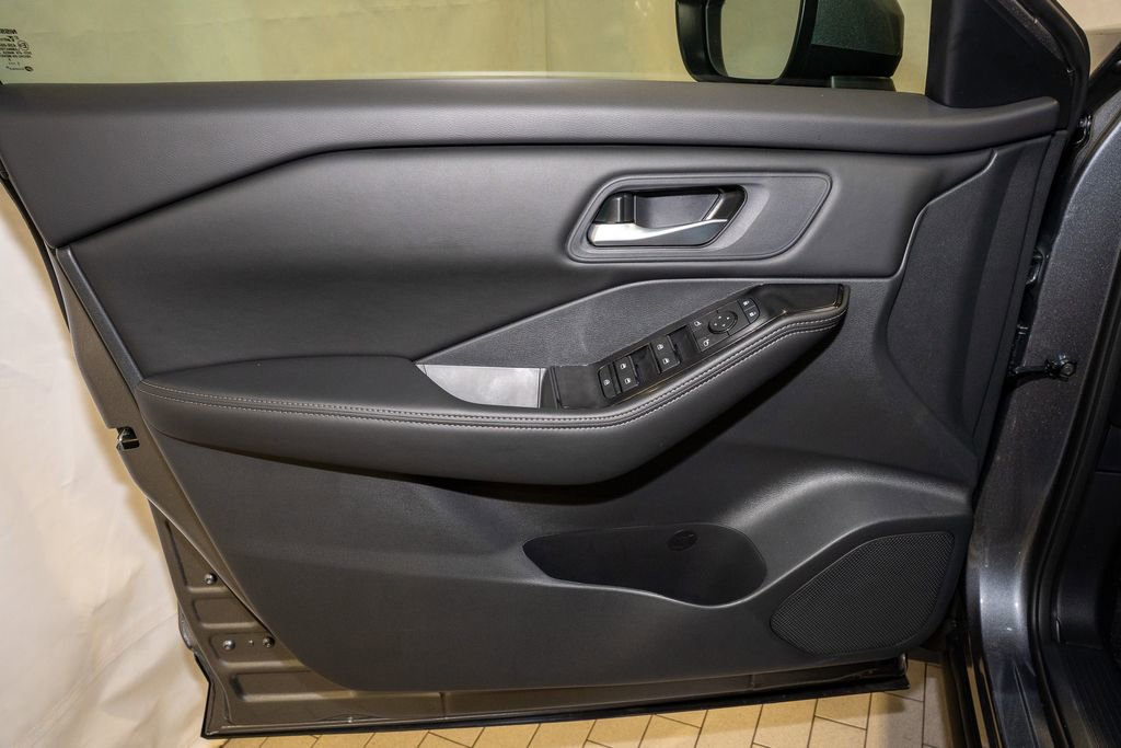 New 2026 Nissan Rogue SV image 13