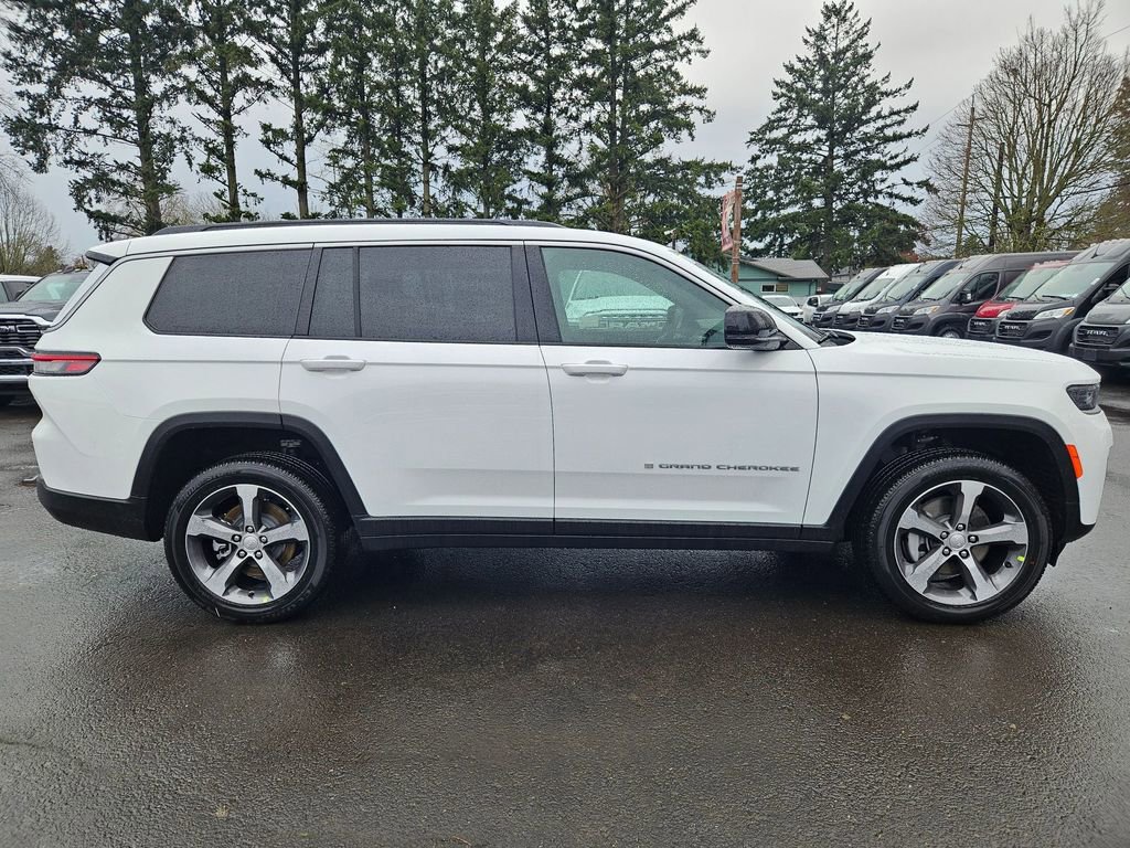 New 2026 Jeep Grand Cherokee L Limited AWD/4WD image 8