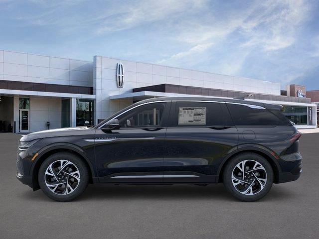 New 2026 Lincoln Nautilus Premier AWD/4WD image 4