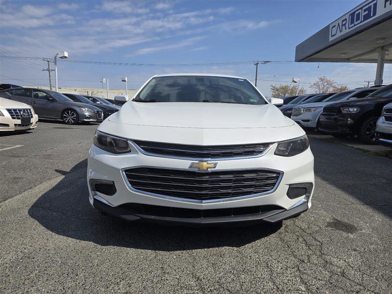 Used 2016 Chevrolet Malibu LT w/ Leather Package image 2