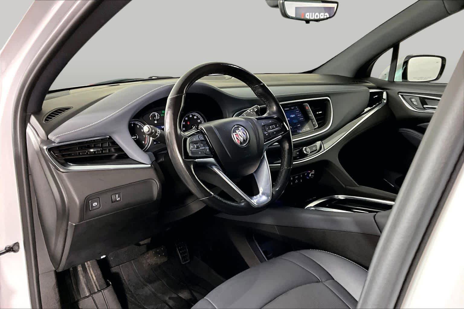Used 2024 Buick Enclave Essence w/ Experience Buick Package FWD image 17