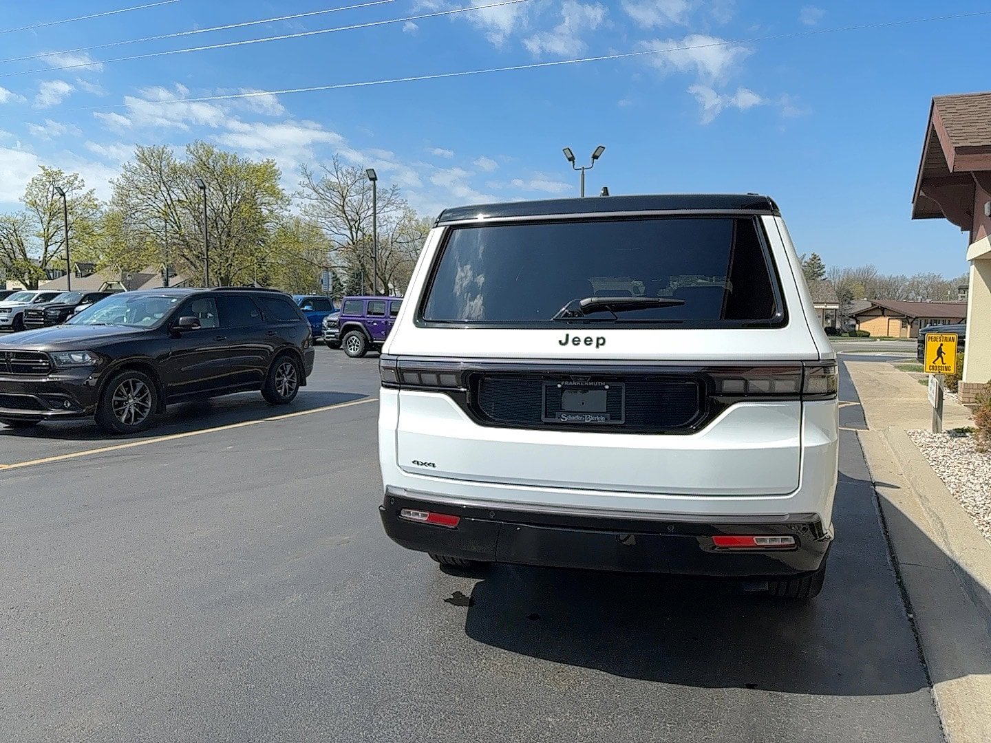 New 2026 Jeep Grand Wagoneer L Summit w/ Premium Group III AWD/4WD image 18