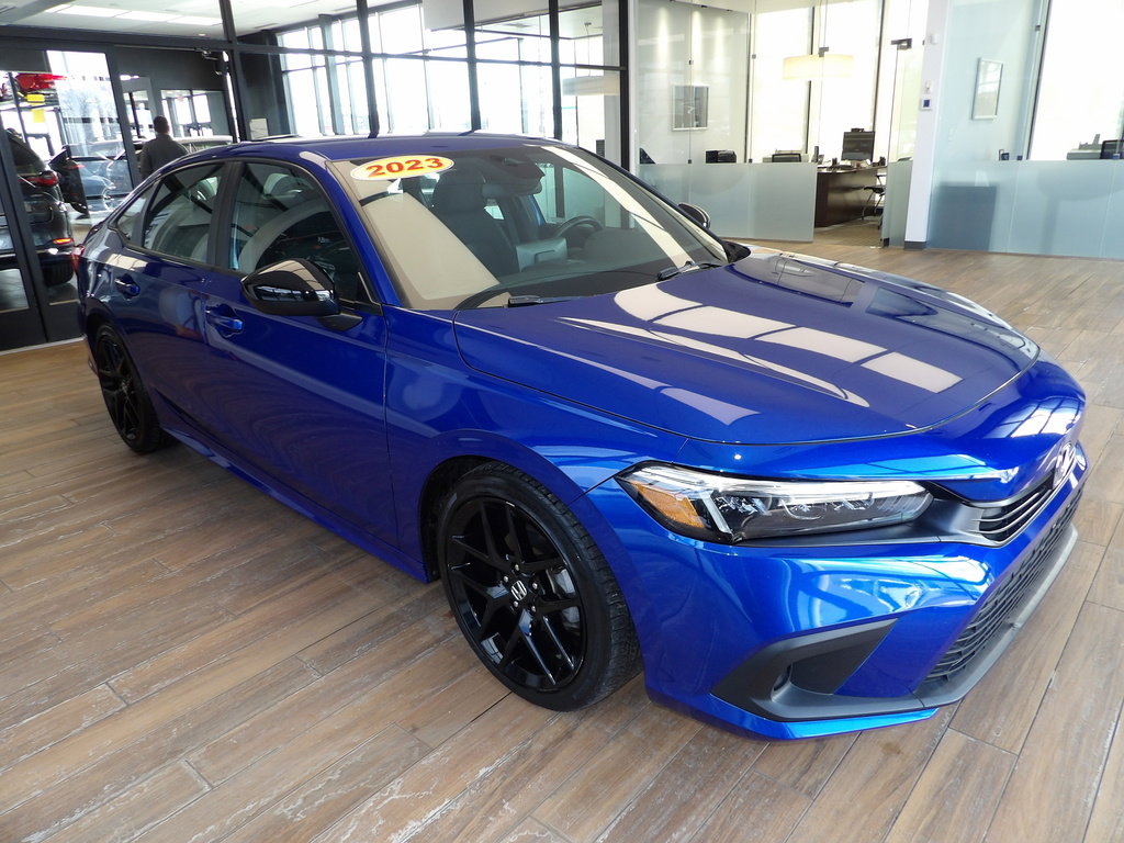 Used 2023 Honda Civic Sport image 3