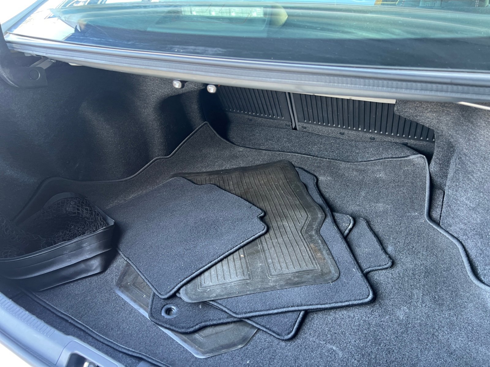 Used 2016 Toyota Camry SE image 19