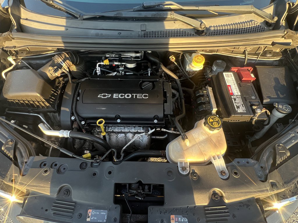 Used 2013 Chevrolet Sonic LTZ image 9