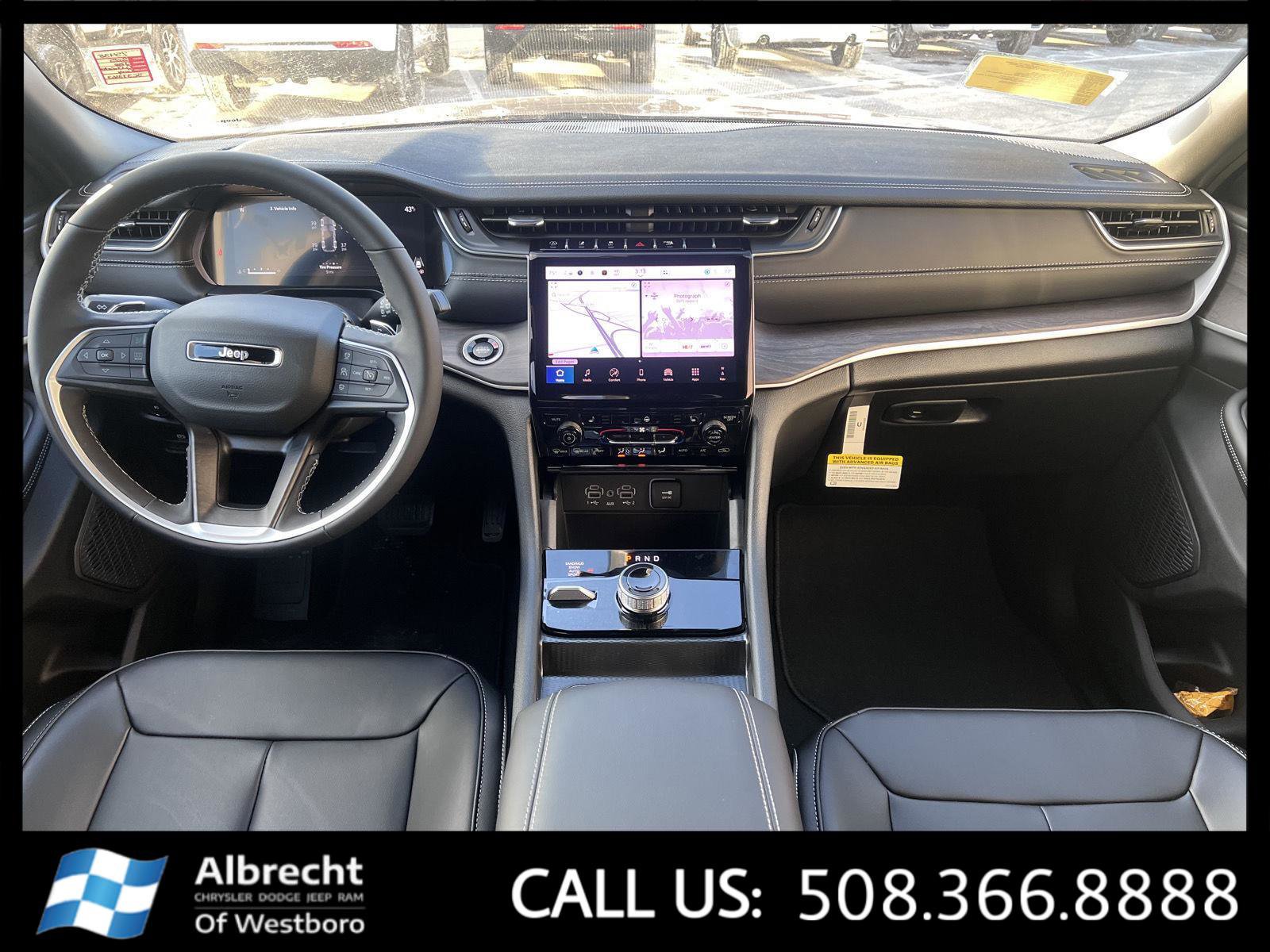 New 2025 Jeep Grand Cherokee Limited image 18