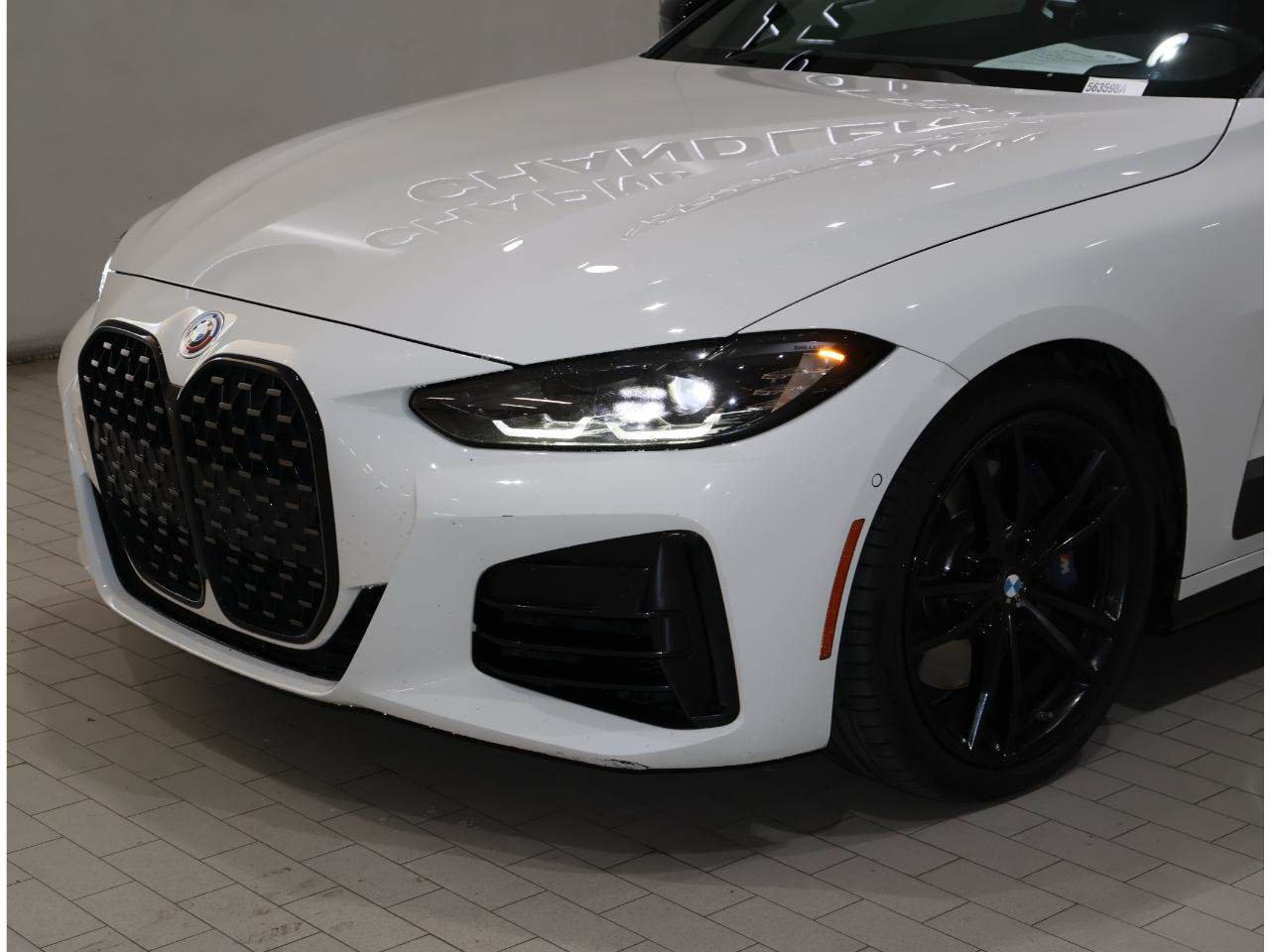Used 2022 BMW M440i Coupe w/ Premium Package RWD image 2