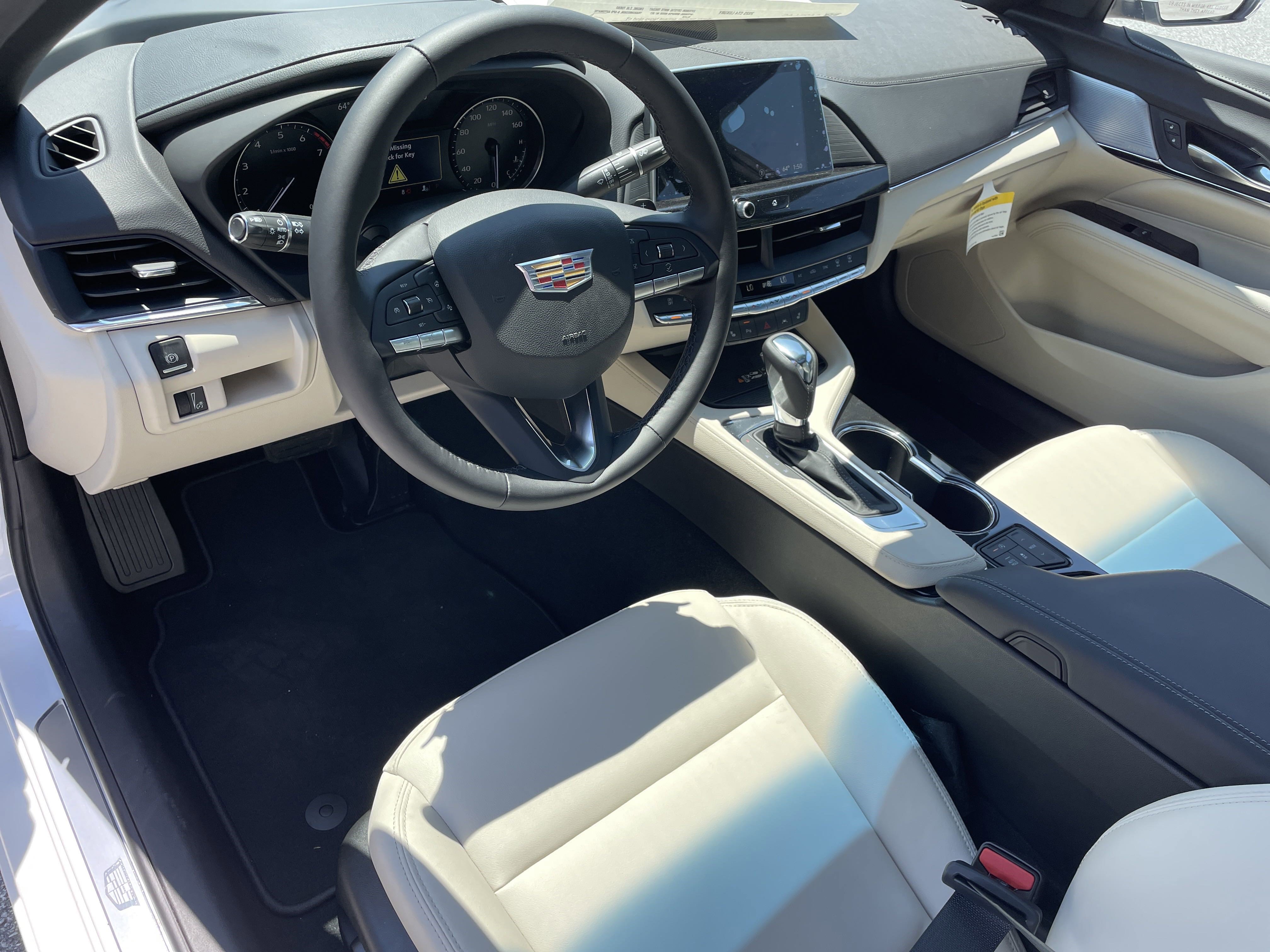 New 2025 Cadillac CT4 Luxury image 10