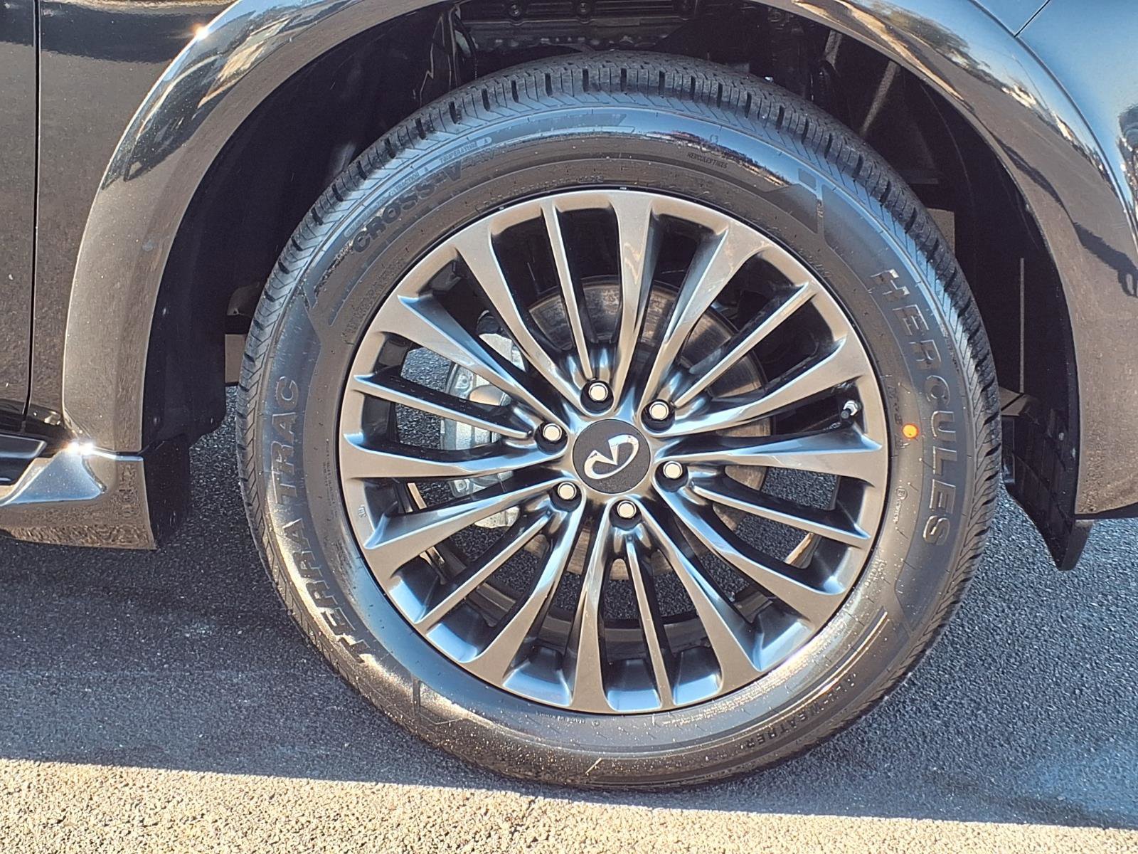 Used 2023 INFINITI QX80 Premium Select w/ All-Season Package image 34