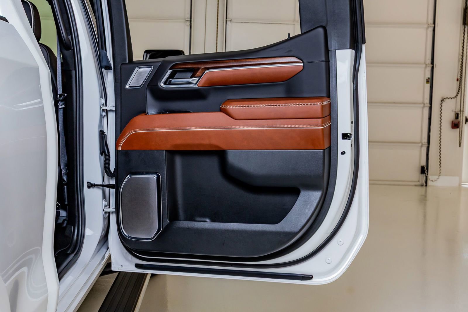 Used 2024 GMC Sierra 1500 Denali Ultimate image 37