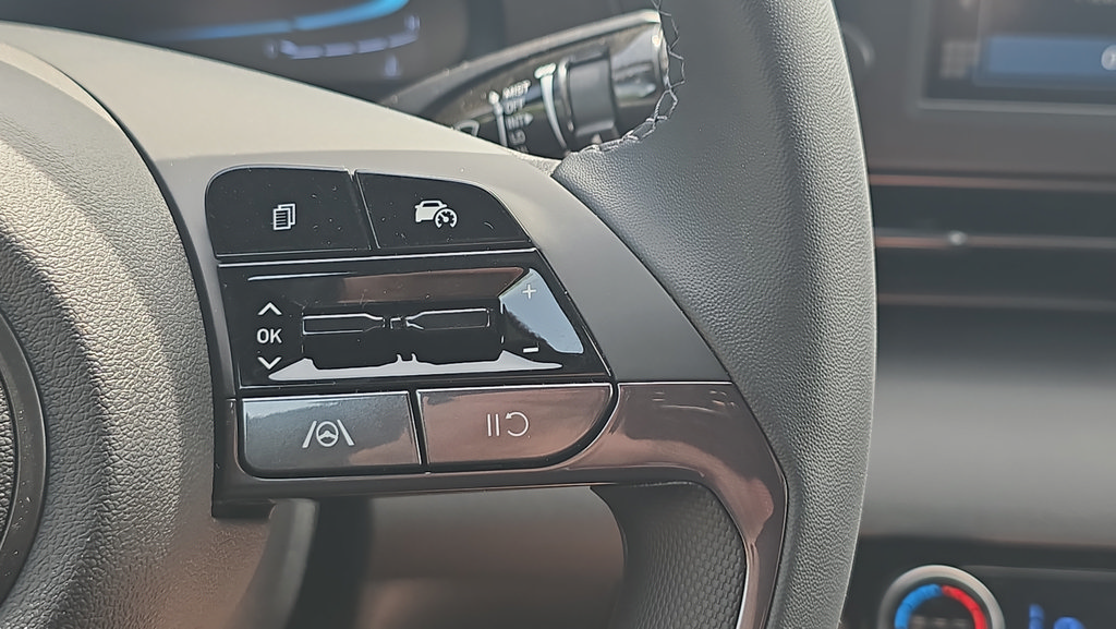 New 2026 Hyundai Elantra Sport FWD image 25