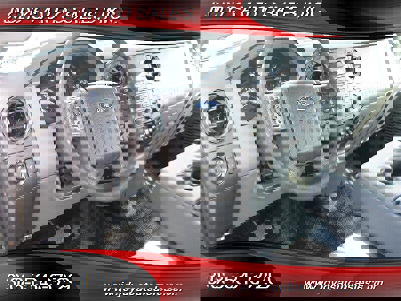 Used 2016 Ford F350 XL image 2