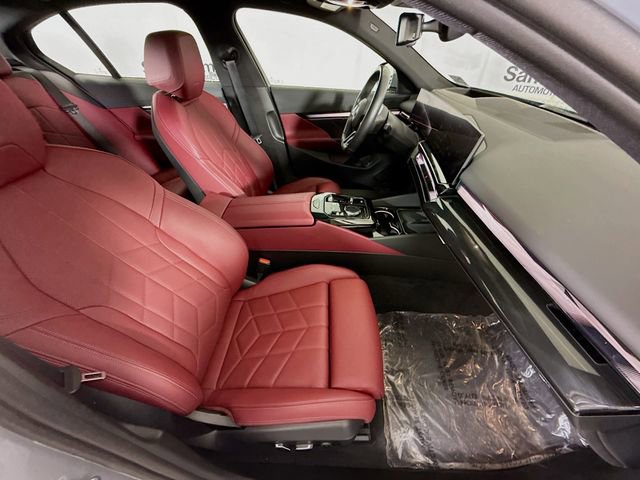 Used 2024 BMW i5 eDrive40i w/ M Sport Package image 26