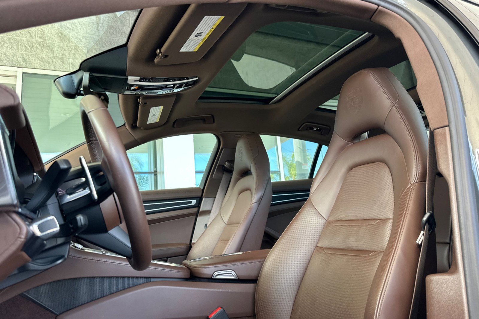 Certified 2023 Porsche Panamera Platinum Edition image 5