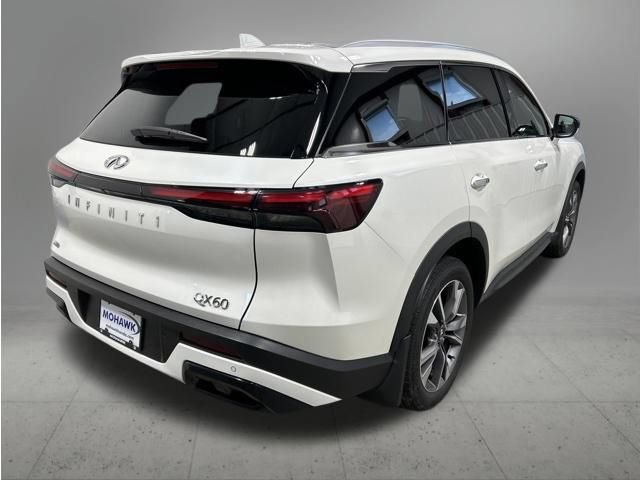 Used 2024 INFINITI QX60 Luxe AWD/4WD image 5