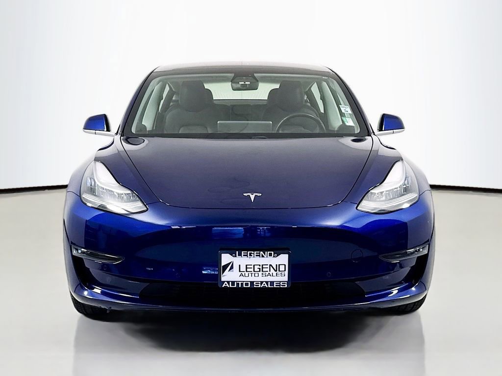 Used 2018 Tesla Model 3 Mid Range image 2