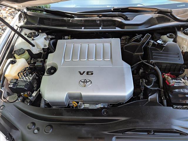 Used 2011 Toyota Avalon Limited FWD image 10