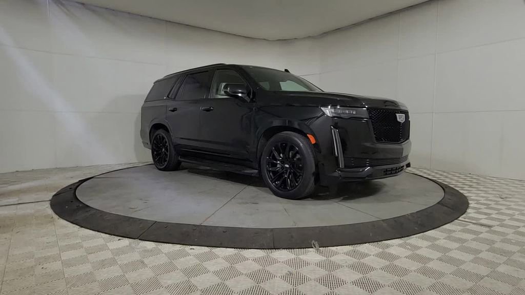 Used 2023 Cadillac Escalade Sport w/ LPO, ONYX Package image 2