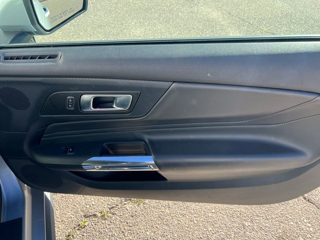 Used 2024 Ford Mustang Premium image 18