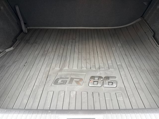 Used 2026 Toyota GR86 Premium RWD image 11